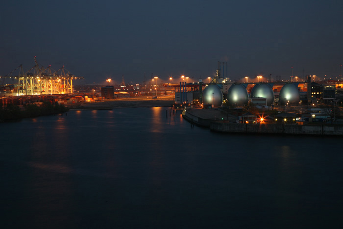 Hamburger Hafen bei Nacht, Hamburg Nacht, Kläranlage, Hafen, Hamburg bei Nacht