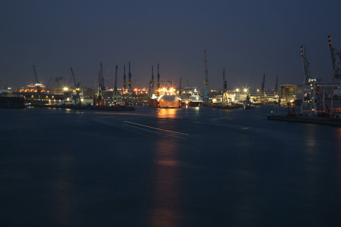 Hamburger Hafen bei Nacht, Hamburg Nacht, Blohm und Voss, Hamburg bei Nacht