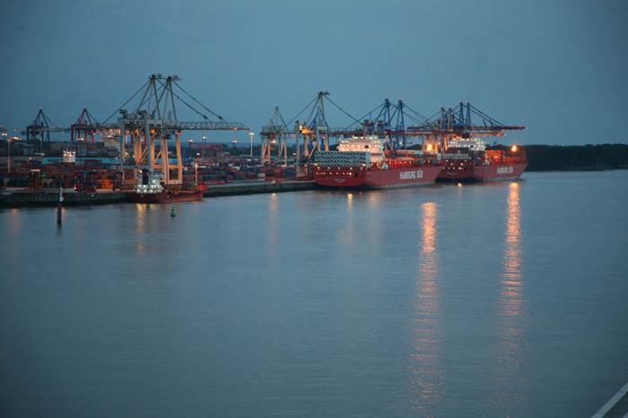 Hamburger Hafen bei Nacht, Hamburger Hafen, Burchardkai, Hamburg bei Nacht