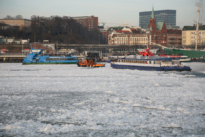 Winter-Impressionen, Landungsbrücken im Winter, Hamburg